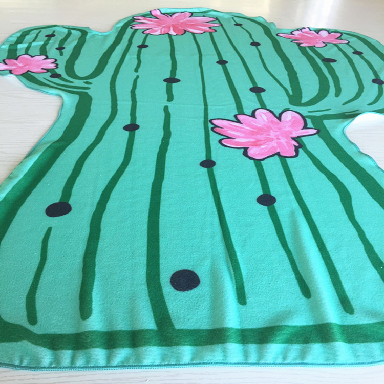 Super fine fiber absorbent dry beach towel - cactus & pineapple. Super fine fiber absorbent dry beach towel - cactus & pineapple.
