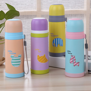 2018 new Korean version simple creative color lock sports cup portable anti-falling plastic sports cup wholesale 2018 new Korean version simple creative color lock sports cup portable anti-falling plastic sports cup wholesale