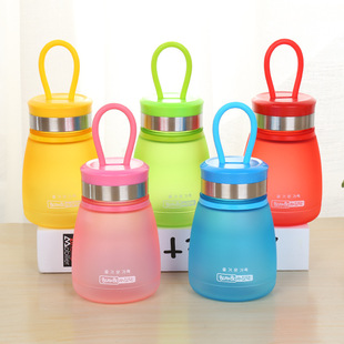 2018 new Korean version simple creative color lock sports cup portable anti-falling plastic sports cup wholesale 2018 new Korean version simple creative color lock sports cup portable anti-falling plastic sports cup wholesale