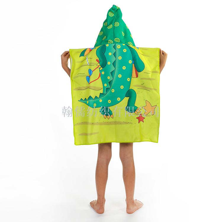 Portable outdoor beach towel for children&#039;s cape.