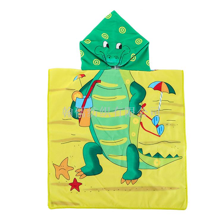 Portable outdoor beach towel for children&#039;s cape.