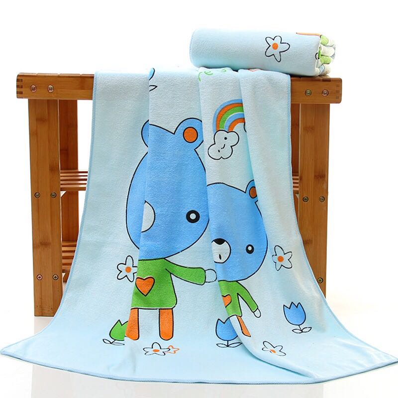 Ultra-fine fiber printed towel beach towel cartoon pattern children absorb water to infiltrate the swimming pool. Ultra-fine fiber printed towel beach towel cartoon pattern children absorb water to infiltrate the swimming pool.