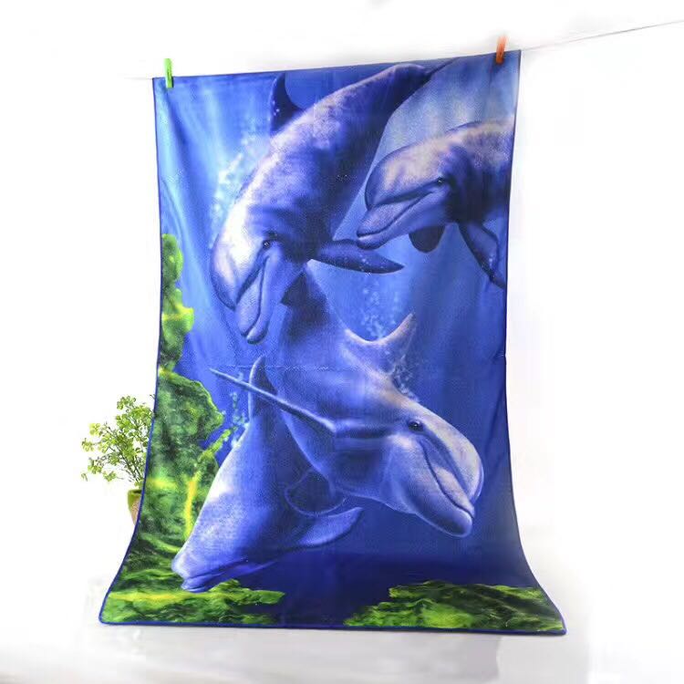 Ultra-fine fiber printed beach towel with spot pattern can be customized.