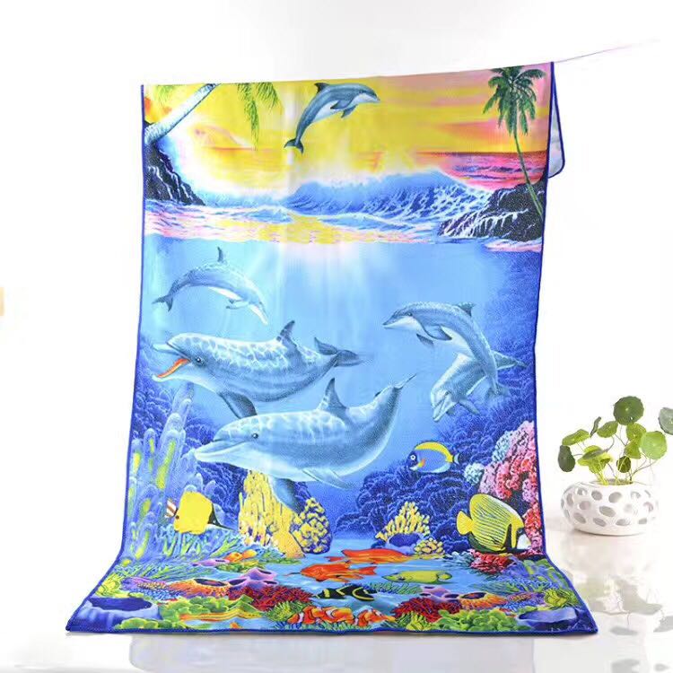 Ultra-fine fiber printed beach towel with spot pattern can be customized. Ultra-fine fiber printed beach towel with spot pattern can be customized.