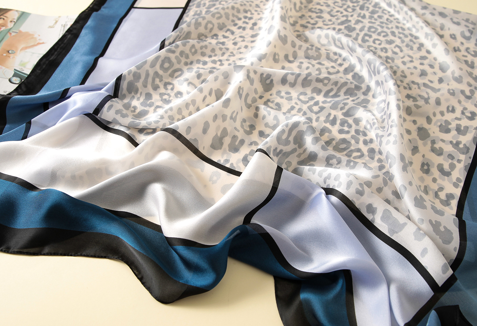 Spring, Summer and Autumn New Korean Style Floral Elegant High-End Imitated Silk Scarves Female Ornament Shawl Sunscreen Beach Towel Spring, Summer and Autumn New Korean Style Floral Elegant High-End Imitated Silk Scarves Female Ornament Shawl Sunscreen Beach Towel