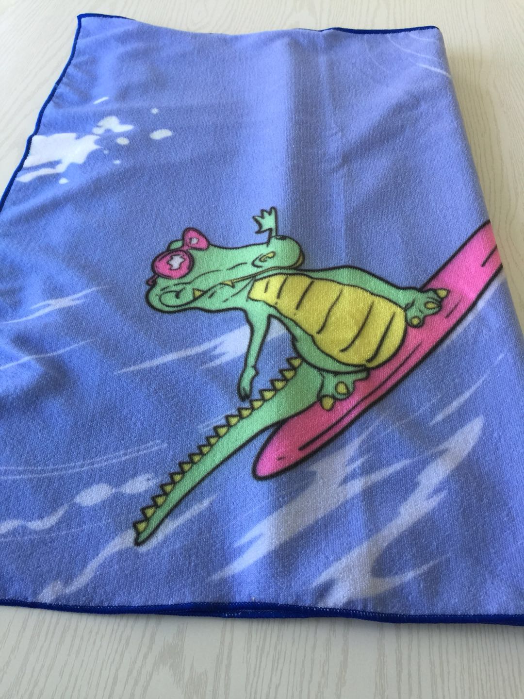 Ultra-fine fiber absorbent beach towel foreign trade. Ultra-fine fiber absorbent beach towel foreign trade.