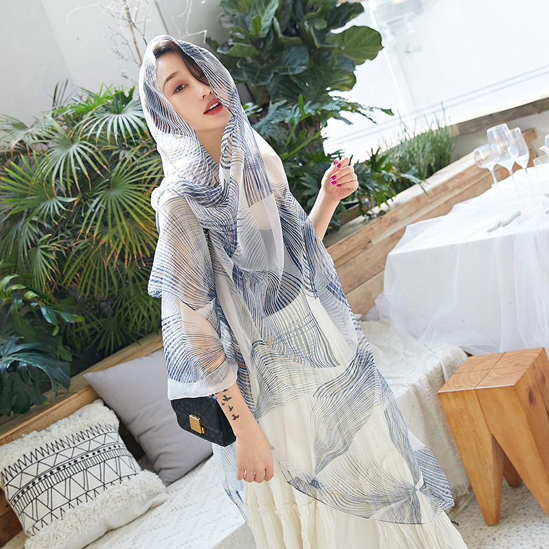 New Korean version of gauze scarf with scarf gradient long beach towel sunscreen scarf shawl dual-use women