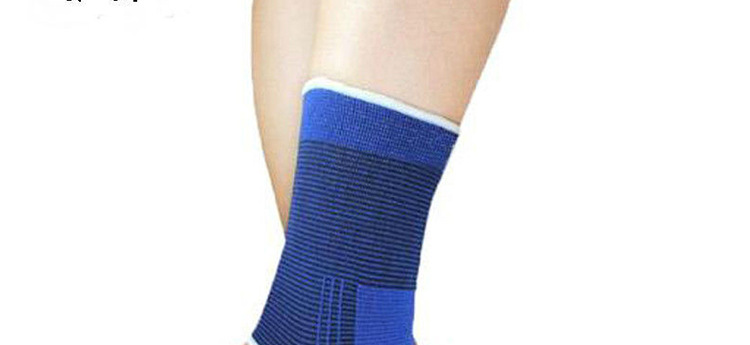 Sports Safety Set Knee and Elbow Pad Ankle Support Palm Wrist Protector Men and Women Adult and Children Running Football Basketball Dance Sports Safety Set Knee and Elbow Pad Ankle Support Palm Wrist Protector Men and Women Adult and Children Running Football Basketball Dance