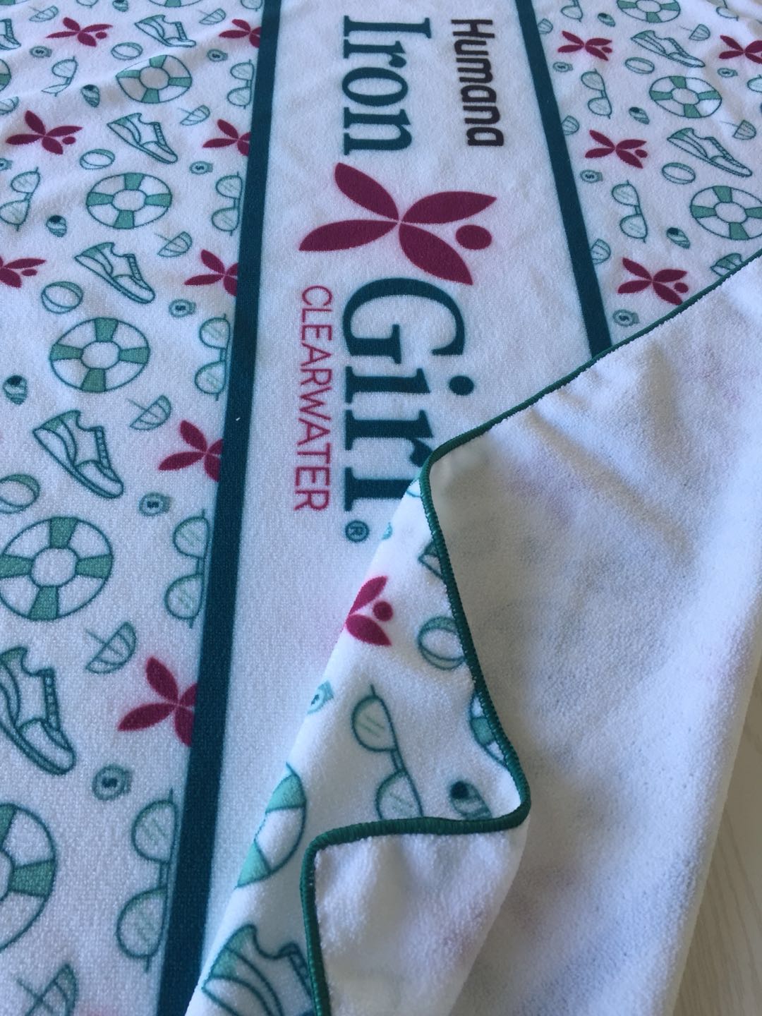 Super fine fiber beach towel fitness tourism function. Super fine fiber beach towel fitness tourism function.
