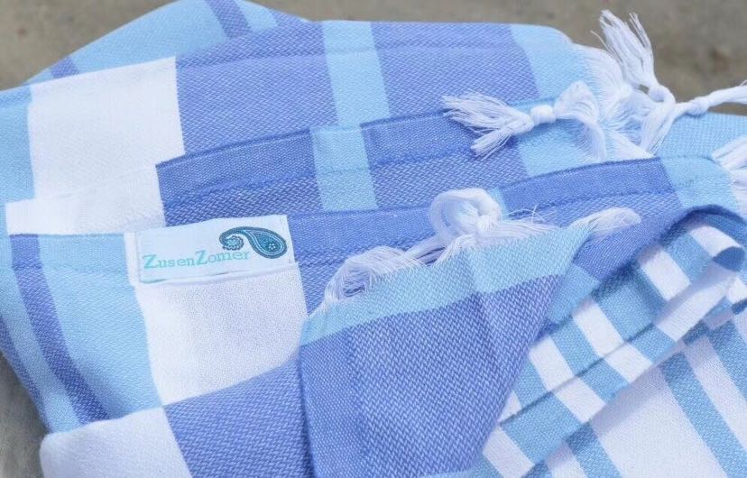 Turkey's shawl beach towel swimming pool 90*180cm. Turkey's shawl beach towel swimming pool 90*180cm.