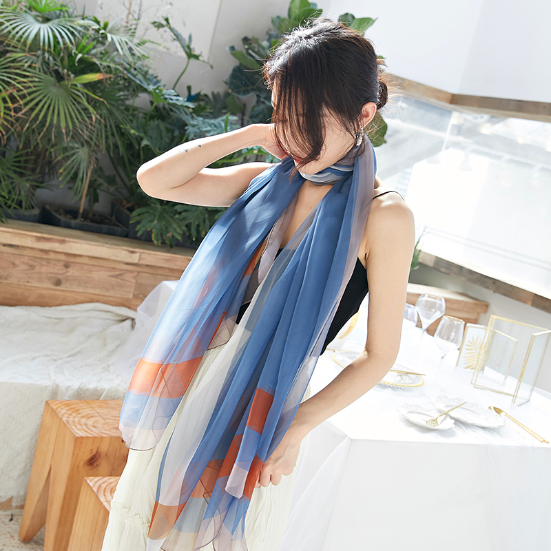  summer new Korean version of gauze scarf with scarf gradient long beach towel sunscreen scarf shawl dual-use women