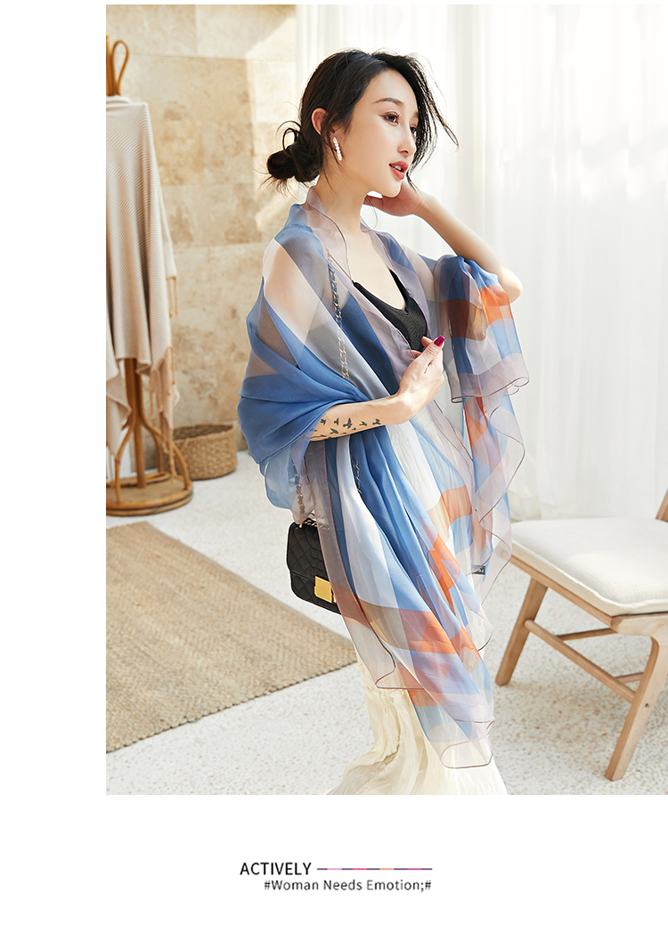  summer new Korean version of gauze scarf with scarf gradient long beach towel sunscreen scarf shawl dual-use women