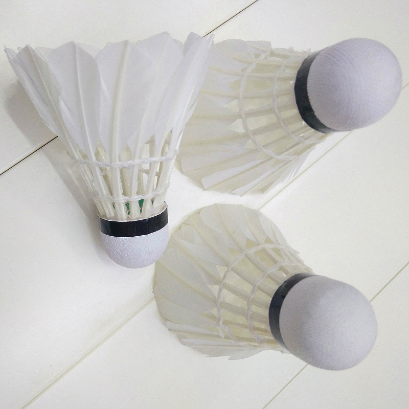 Factory Wholesale High Quality No. 2 Badminton Sportivo Outdoor Stadium Training Dedicated Badminton Anti-Fall Resistance