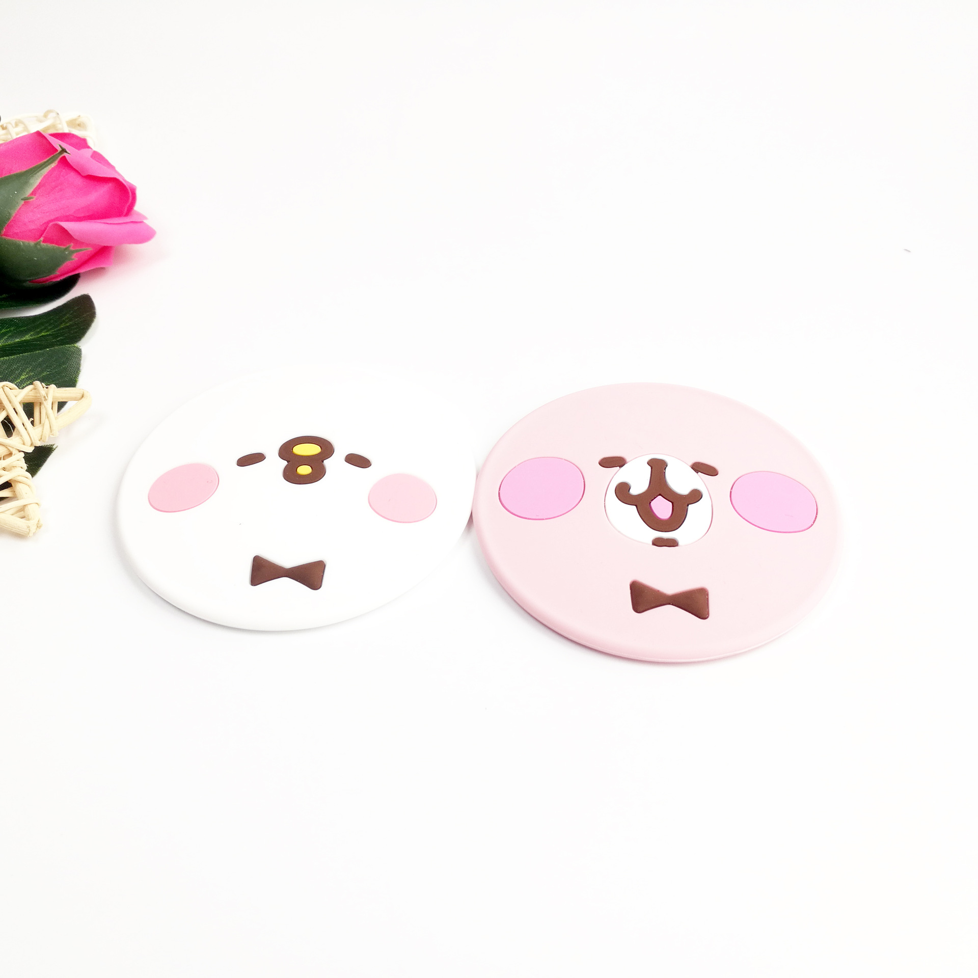 Exclusive for Cross-Border Silicone Korean Cartoon Makeup Mirror Cute Portable Small Mirror Dressing Mirror in Stock Direct Selling Customized