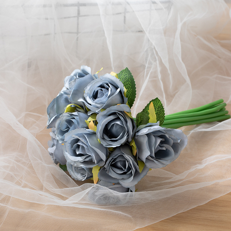 Korean Style 12-Head Simulation Hand Holding Rose Wedding Flower Silk Flower Handle Bundle Wedding Celebration Living Room Balcony Home Decoration