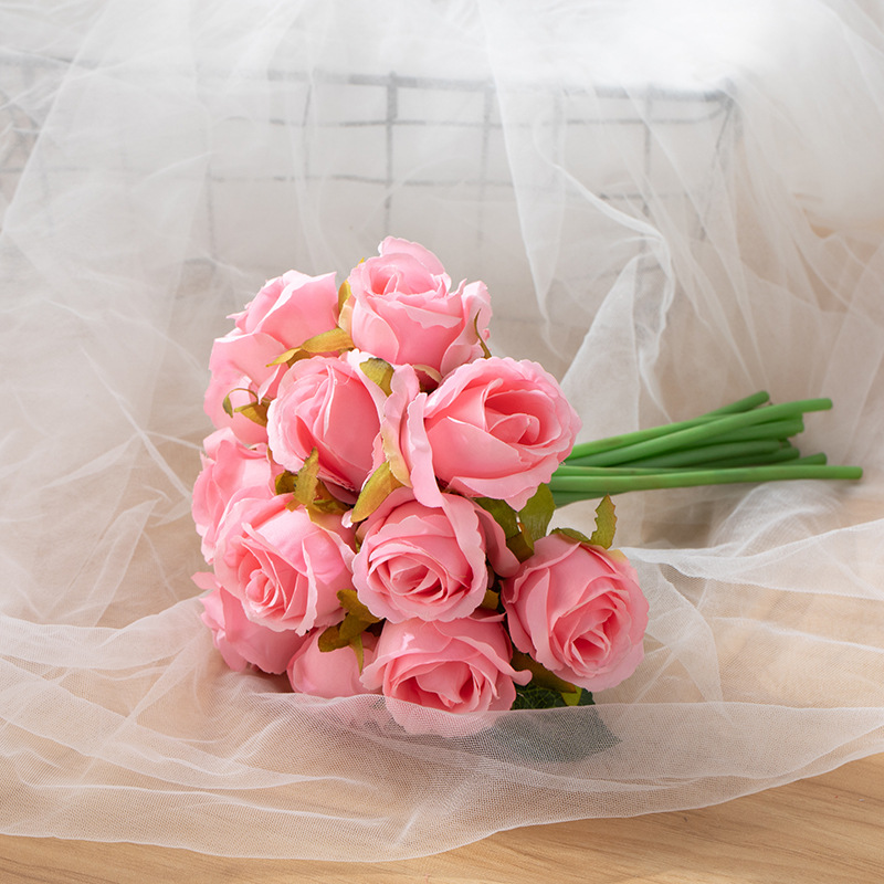 Korean Style 12-Head Simulation Hand Holding Rose Wedding Flower Silk Flower Handle Bundle Wedding Celebration Living Room Balcony Home Decoration Korean Style 12-Head Simulation Hand Holding Rose Wedding Flower Silk Flower Handle Bundle Wedding Celebration Living Room Balcony Home Decoration