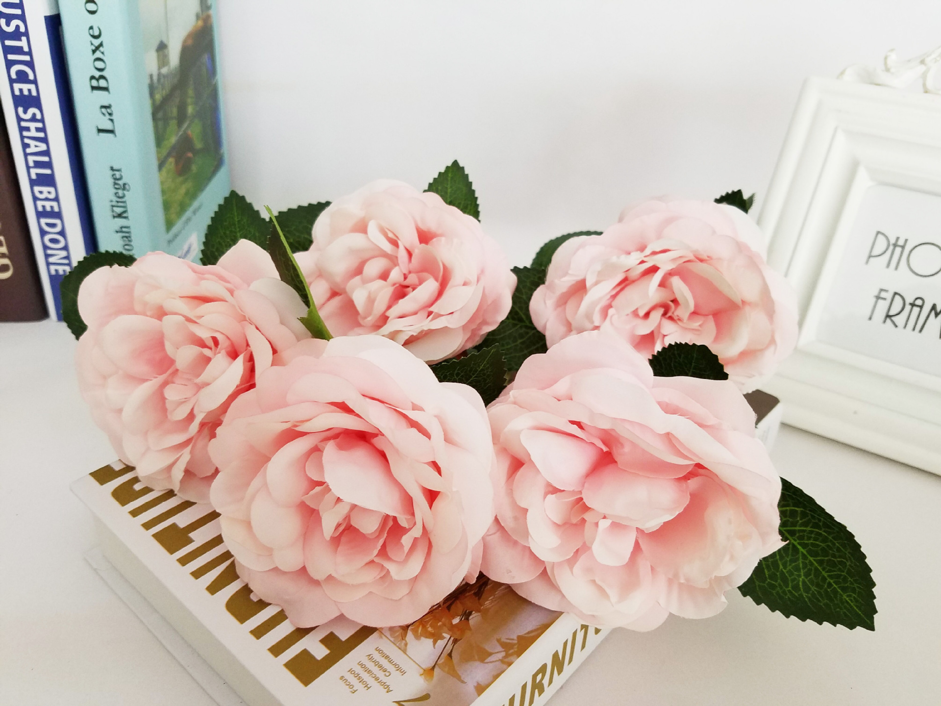 Single night rose 5 European high-grade flowers wedding flower color
