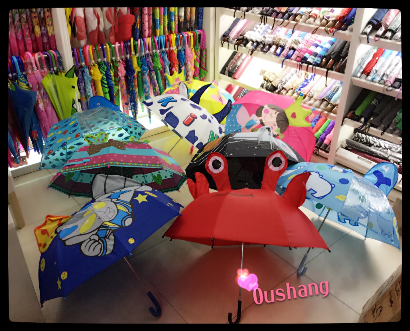3D cartoon three-dimensional model of the sale of the umbrella is quick to rush to buy it