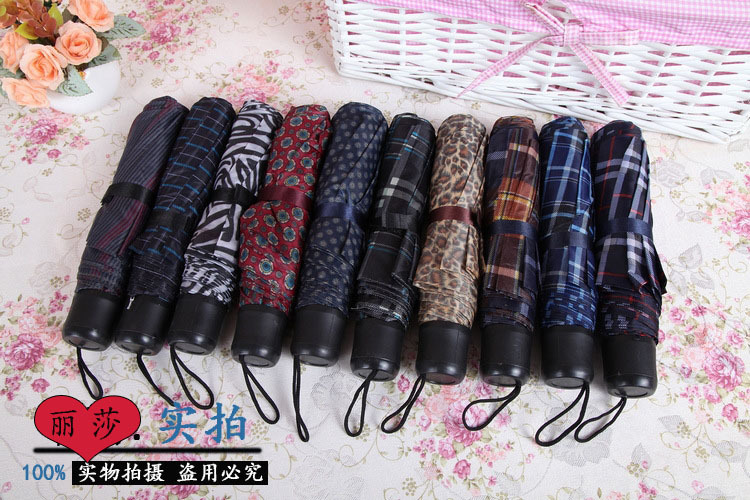 Super mini triple folding umbrella for the outdoor grid adult umbrella factory direct sale
