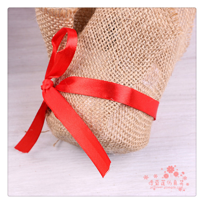 Christmas flower Christmas red artificial flower flower flower flower pot decoration decorative floral decoration.