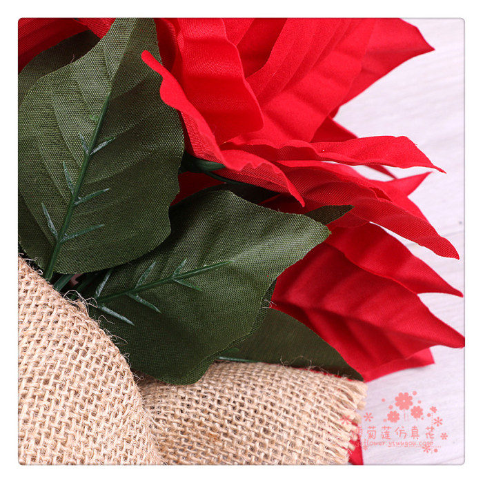 Simulation of poinsettia plant Christmas flower Christmas red artificial flower Simulation of poinsettia plant Christmas flower Christmas red artificial flower