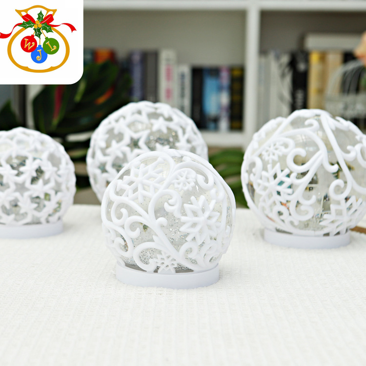 Crystal Ball Christmas Ornament Novelty Creative Electronic Products LED Night Light Ambience Light Birthday Gift Ornaments
