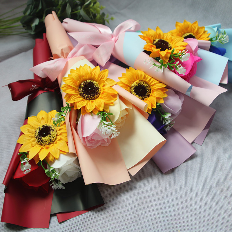 Factory Wholesale Creative Single Rose Sunflower Hand Holding Soap Bouquet Birthday Gift Christmas Graduation Season Activity