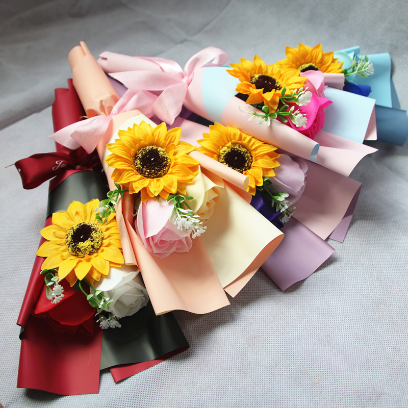 Factory Wholesale Creative Single Rose Sunflower Hand Holding Soap Bouquet Birthday Gift Christmas Graduation Season Activity