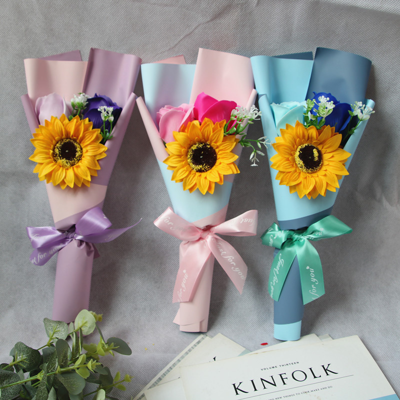 Factory Wholesale Creative Single Rose Sunflower Hand Holding Soap Bouquet Birthday Gift Christmas Graduation Season Activity