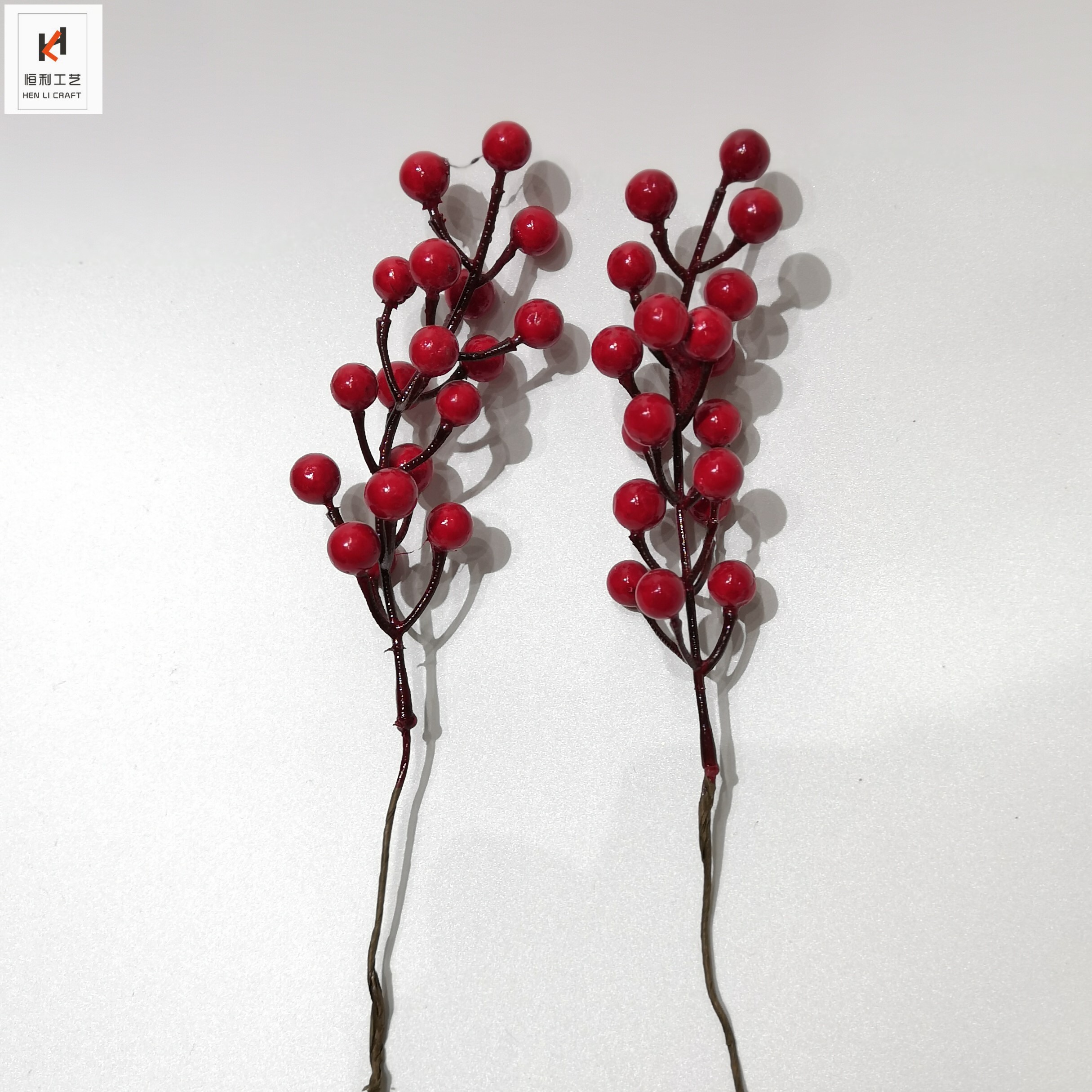 Christmas Fruit Christmas Tree Christmas Berry Plug Christmas Red Fruit Christmas Tree Accessories Christmas Product Christmas Fruit Christmas Tree Christmas Berry Plug Christmas Red Fruit Christmas Tree Accessories Christmas Product