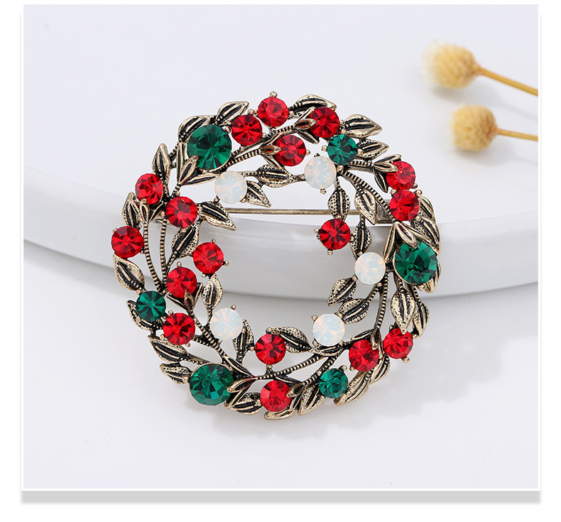Accessories Snowflake dress High-end Christmas Pin Foreign Trade Jewelry Brooch Vintage Full color Diamond Christmas Accessories Snowflake dress High-end Christmas Pin Foreign trade