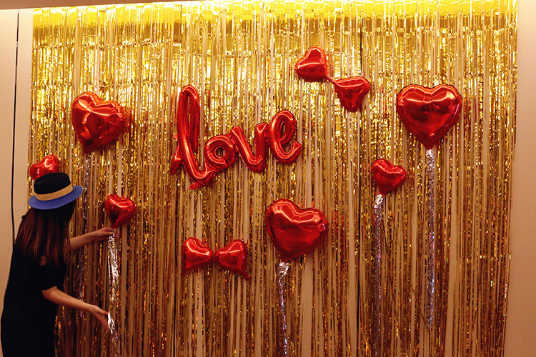 Tinsel Curtain Halloween Wedding Birthday Party Layout Supplies Wedding Room Background Decoration Curtain of Rain 1 M * 2 M