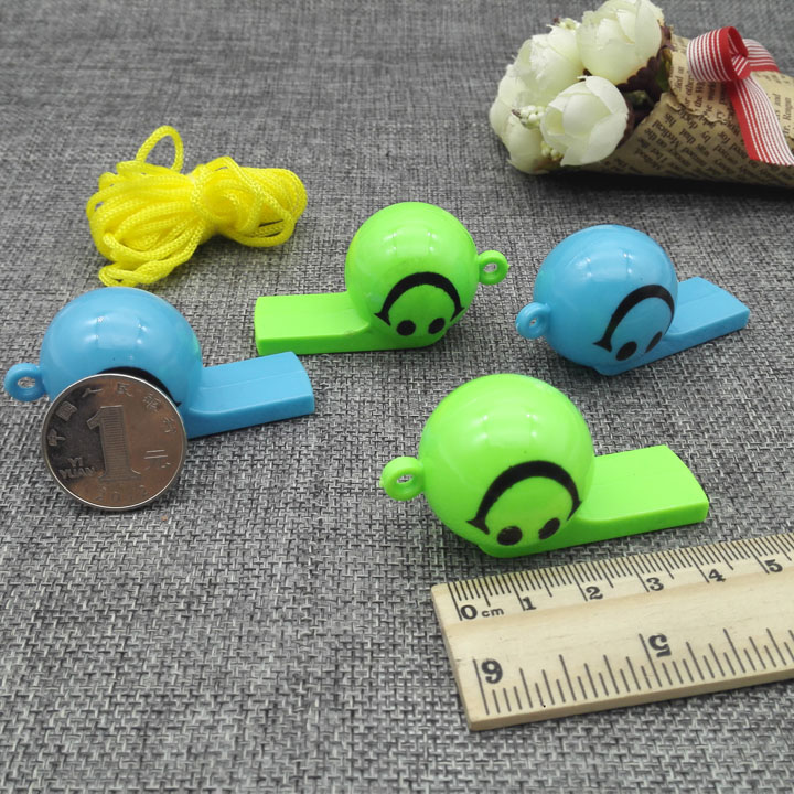 Children's Whistle Colorful Plastic Sling Whistle Kindergarten Baby Small Horn Outdoor Survival Blowing Props Children's Whistle Colorful Plastic Sling Whistle Kindergarten Baby Small Horn Outdoor Survival Blowing Props