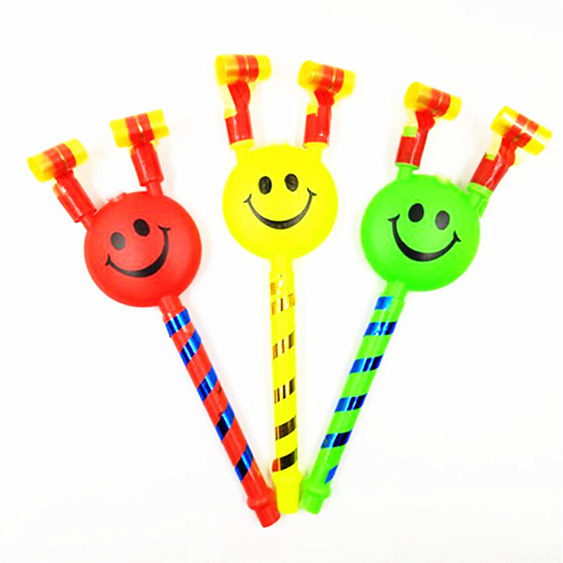 Children's Medium Smiley Face Blowing Dragon Whistle Party Horn Birthday Party WeChat Business Promotion Small Gift Stall Toys Wholesale Children's Medium Smiley Face Blowing Dragon Whistle Party Horn Birthday Party WeChat Business Promotion Small Gift Stall Toys Wholesale