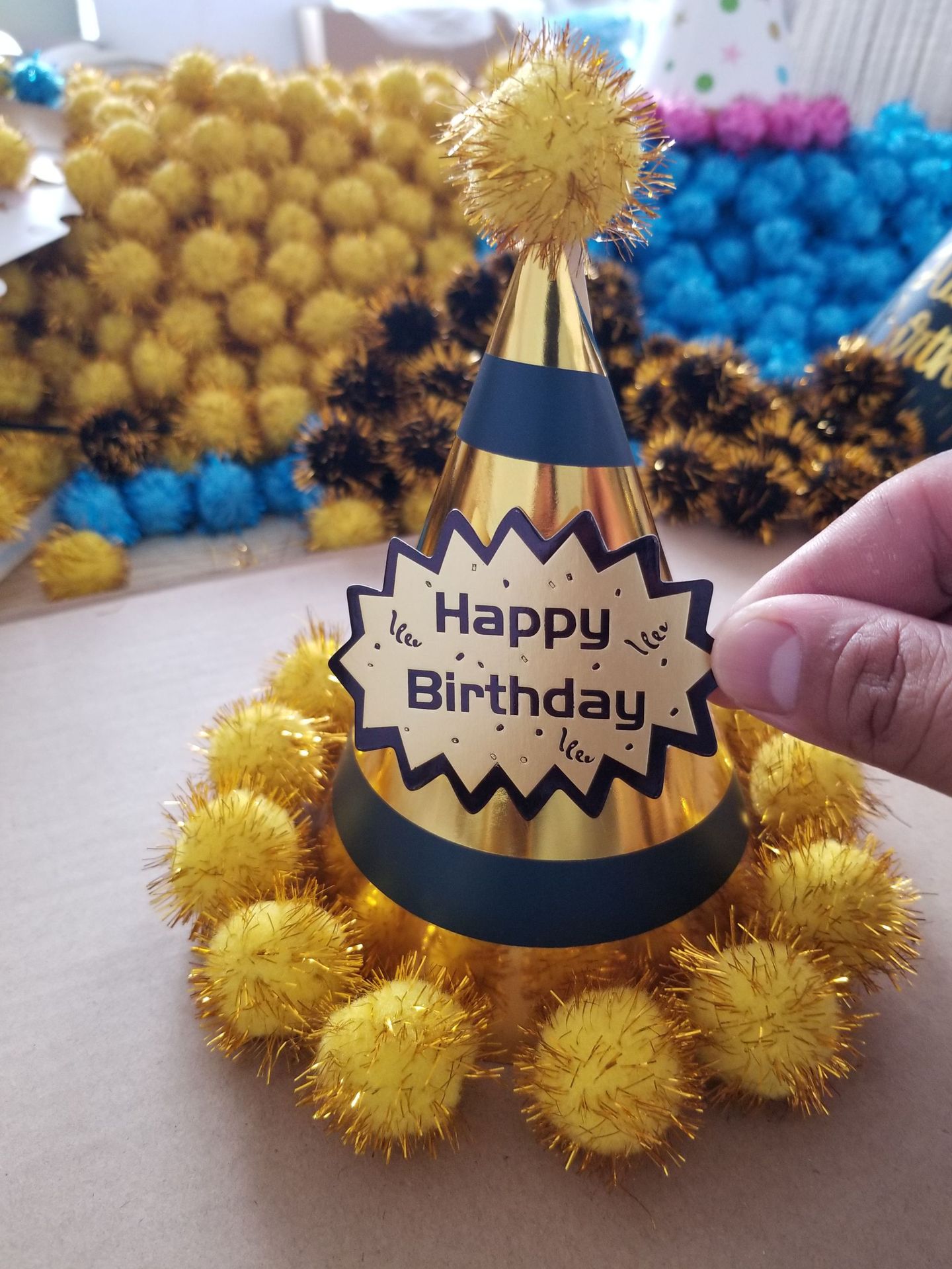 Children's Adult Birthday Hat Laser Reflective Pointed Ball Cap Party Cone Hat Crown Cap Fluffy Ball Cap Birthday Crown