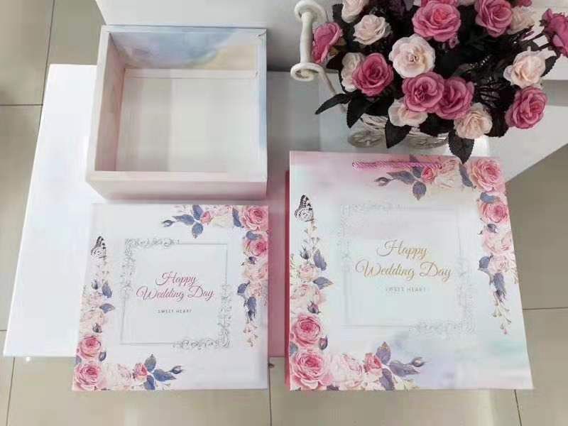 Manufacturers direct beautiful packaging box gift box gift bag spot color cardboard box new packaging box candy box