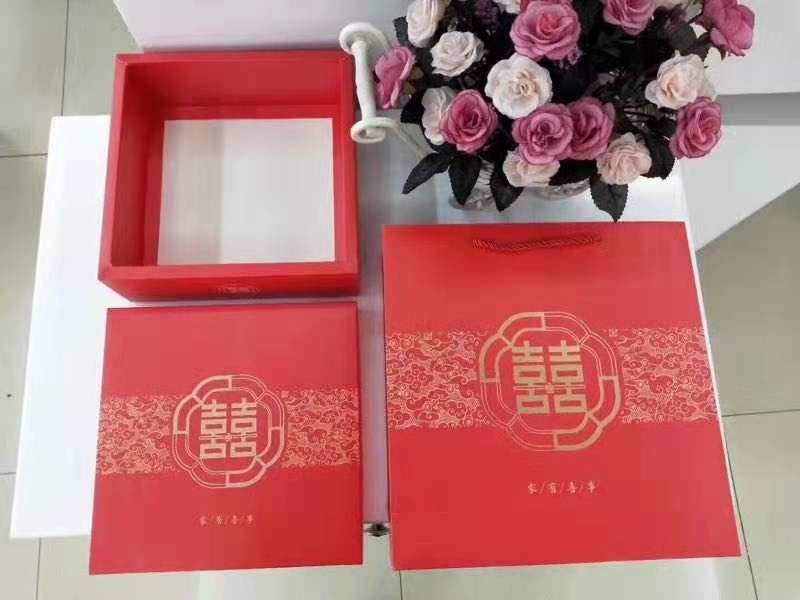 Manufacturers direct beautiful packaging box gift box gift bag spot color cardboard box new packaging box candy box