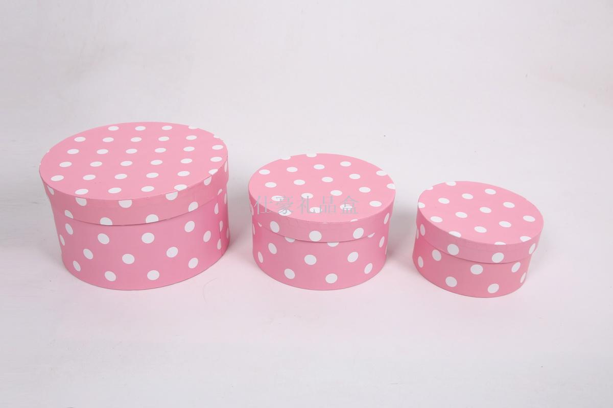 A Round three-piece gift box jewelry box happy candy box