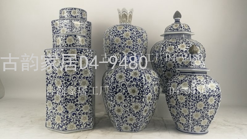 Crafts Decoration Ancient Rhyme Home Factory Creative Ceramic Vase Blue and White Porcelain Candy Box 9480