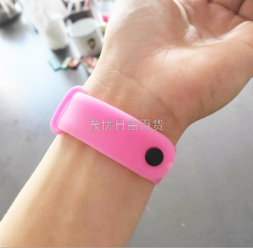 Silicone hand sanitizer bracelet Silicone wrist bracelet