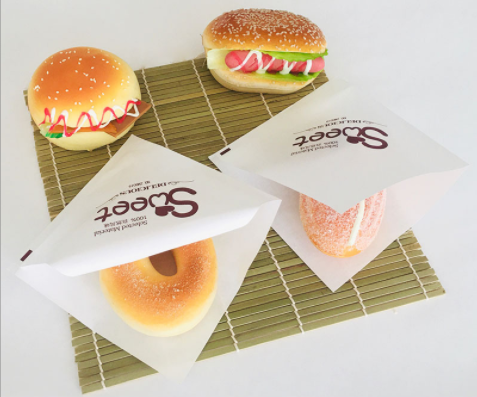 Factory Bread Simple Wrist Bag Paper Bag Customized L-Shaped Open Sandwich Triangle Bag Baking Oil-Proof Packaging Bag