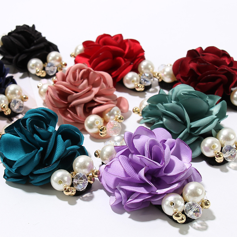 Korean version of fashion hair decoration large pearl rose flowers hair circle camellia hair rope headdress inlaid with Korean version of fashion hair decoration large pearl rose flowers hair circle camellia hair rope headdress inlaid with