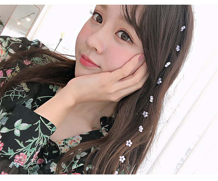 Korean Super Fairy Crystal Flowers Hair Comb Long Hair Decorative Headdress Fresh Invisible Streamer Hair Clips Hair Accessories Spring and Summer Korean Super Fairy Crystal Flowers Hair Comb Long Hair Decorative Headdress Fresh Invisible Streamer Hair Clips Hair Accessories Spring and Summer