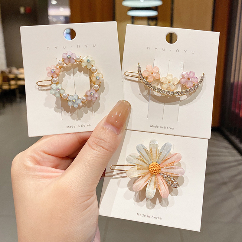 INS Girl Mori Super Fairy Flowers Hairpin South Korea Simple Hair Clip Internet Celebrity Bang Side Clip Top Clip Headdress