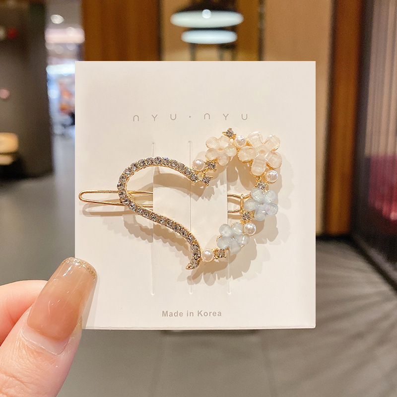 INS Girl Mori Super Fairy Flowers Hairpin South Korea Simple Hair Clip Internet Celebrity Bang Side Clip Top Clip Headdress