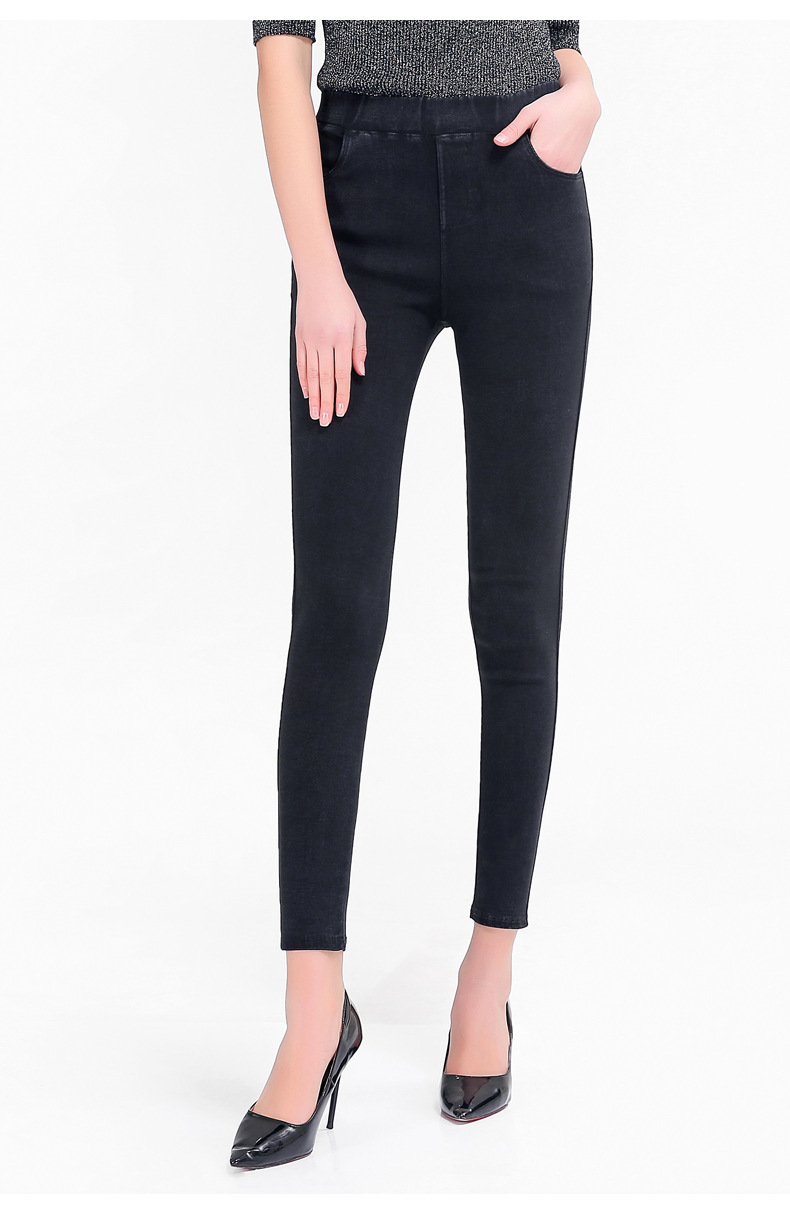 Manufacturer's direct selling of The Spring 2020 New women's wear is 300 jin of large size jeans with high bouncy little feet and a pair of pencil trousers Manufacturer's direct selling of The Spring 2020 New women's wear is 300 jin of large size jeans with high bouncy little feet and a pair of pencil trousers