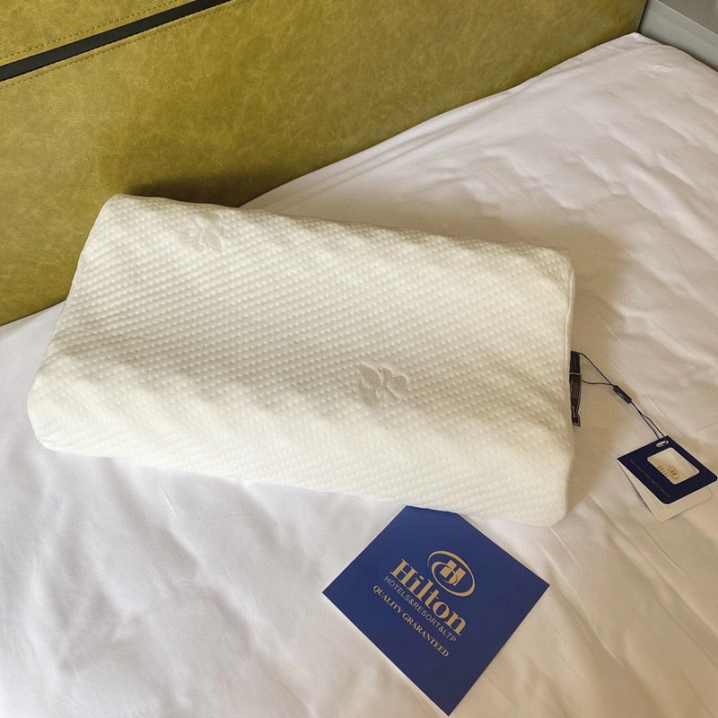 WeChat Hot-Selling Hilton Pillow Core Bouncy Latex Memory Pillow Neck Pillow WeChat Hot-Selling Hilton Pillow Core Bouncy Latex Memory Pillow Neck Pillow