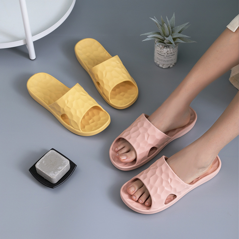 Water Cube Bouncy Bathroom Slippers Summer Soft Bottom Home Slippers Female Antibacterial Home Bath Couples Sandals