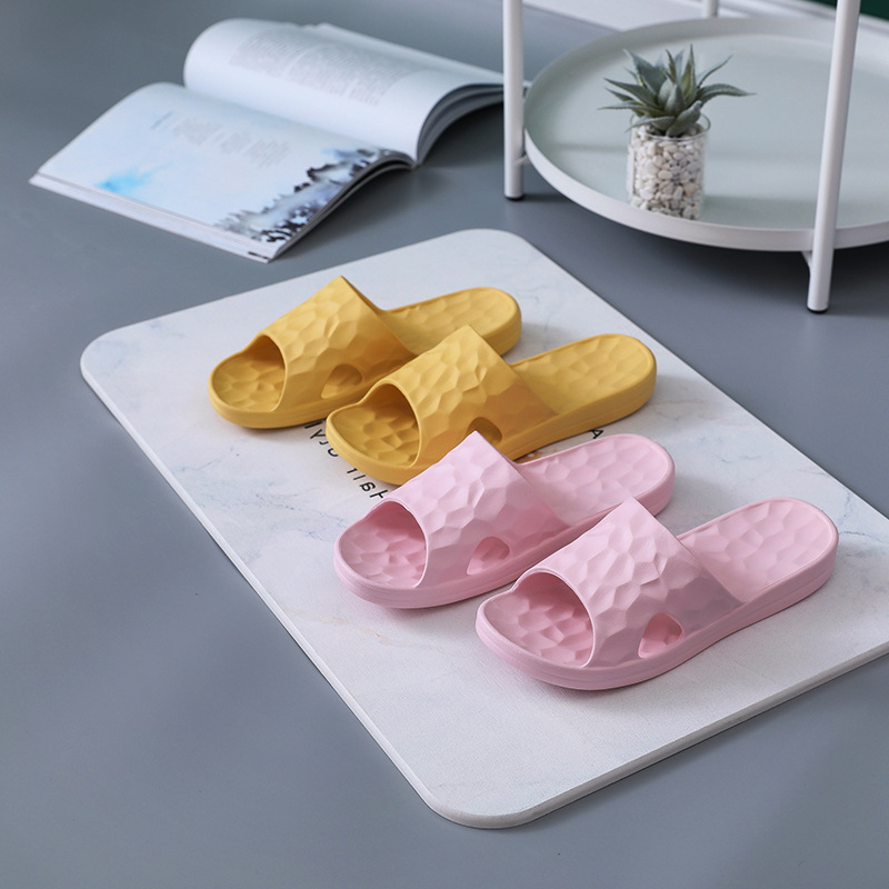 Water Cube Bouncy Bathroom Slippers Summer Soft Bottom Home Slippers Female Antibacterial Home Bath Couples Sandals