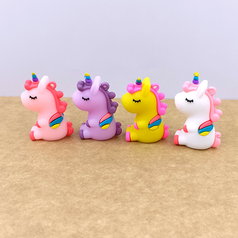DIY Cute Bouncy Colorful Unicorn Pony Resin Jewelry Accessories Keychain Hanging Price Stall Wholesale DIY Cute Bouncy Colorful Unicorn Pony Resin Jewelry Accessories Keychain Hanging Price Stall Wholesale